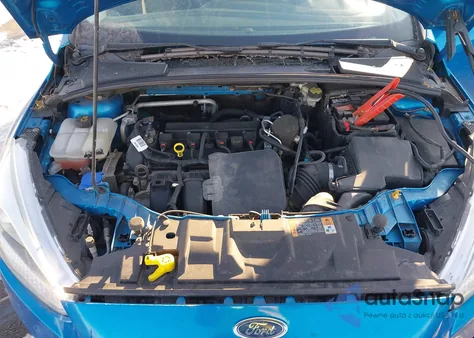 2015 Ford Focus Se z USA, uszkodzony, nr VIN 1FADP3F22FL220695